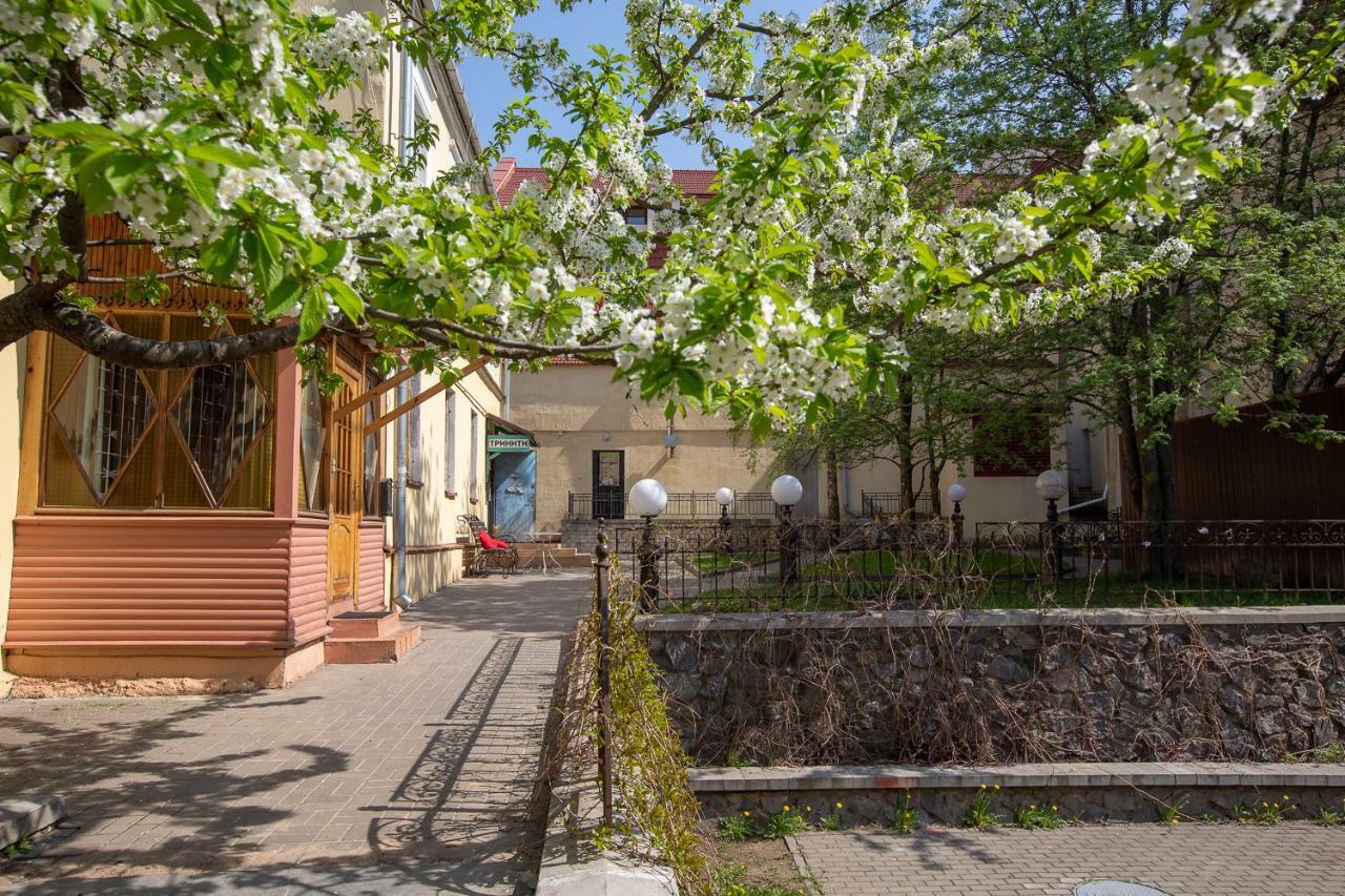 מינסק Trinity Hostel & Tours מראה חיצוני תמונה